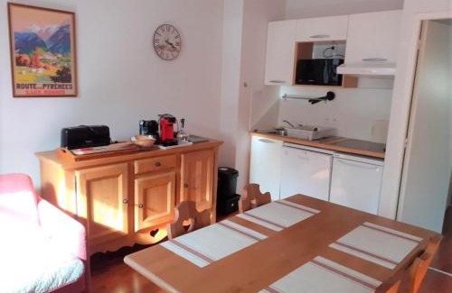 Vignec Apartment | Appartement Confort 2 Pièces à Vignec avec Piscine et Proche Saint-Lary-Soulan - FR-1-504-424
