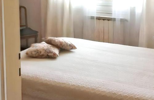 Giens Apartment | Appartement confortable à Hyères avec terrasse