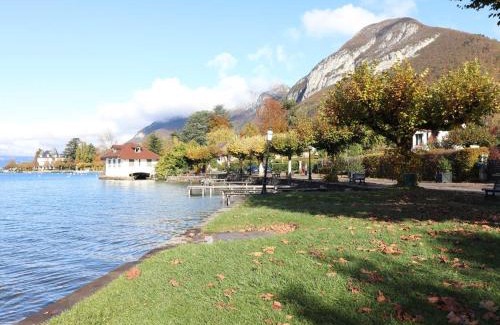Veyrier-du-Lac Apartment | Appartement confortable avec terrasse et WiFi - FR-1-432-32