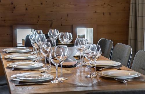 Val-d'Isere Apartment | Appartement contemporain près des pistes à Val d'Isère, 4 chambres, cheminée, parking inclus - FR-1-567-14