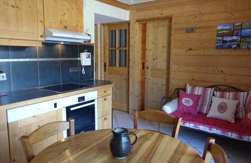 Beaufort Apartment | Appartement cosy 2 chambres à Arêches, cuisine équipée et terrasse - FR-1-342-203