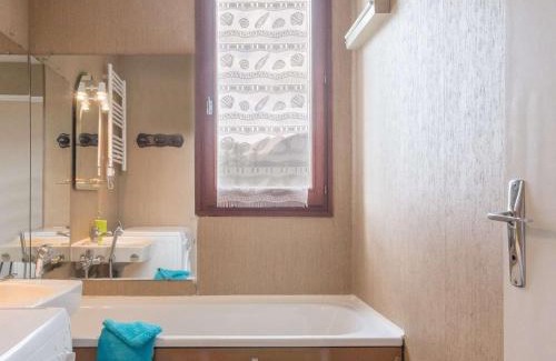 Montgenevre Apartment | Appartement cosy 6 pers. à Montgenèvre, balc. sud, ascenseur, proche pistes - FR-1-330D-28