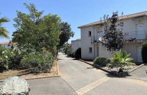 Poggio-Mezzana Apartment | Appartement cosy avec wifi en bord de mer