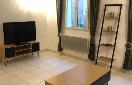 Draguignan Apartment | Appartement cosy centre historique