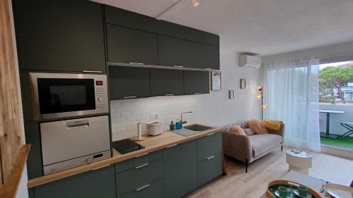 Royan Apartment | Appartement cosy en centre-ville de Royan à 200m plage