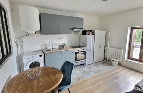 Pommeuse Apartment | Appartement Cosy et Lumineux à Pommeuse - Proche Gare & studio de production idéal Couple et Professionelles