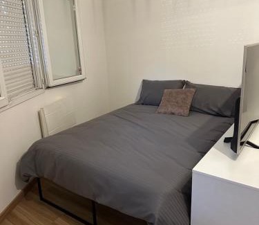 Rosny-sous-Bois Apartment | Appartement cosy, proche Paris