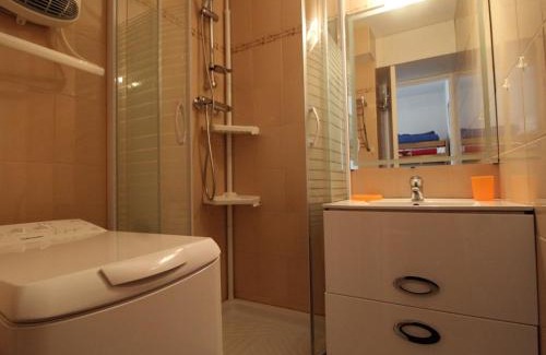 Lanslevillard Apartment | Appartement cosy pour 4 pers à Val Cenis Haut, proche pistes, balcon sud-ouest, casier à skis - FR-1-508-155