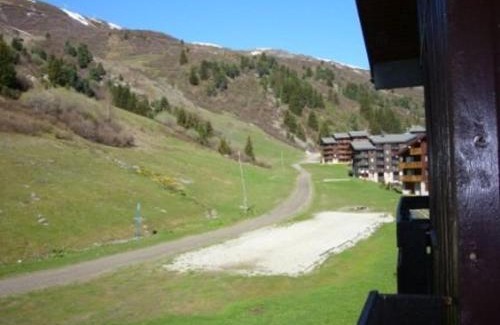 Meribel-Mottaret Apartment | Appartement cosy, proche commerces et pistes, ideal skieurs, 1 ch, non-fumeur - FR-1-355-247