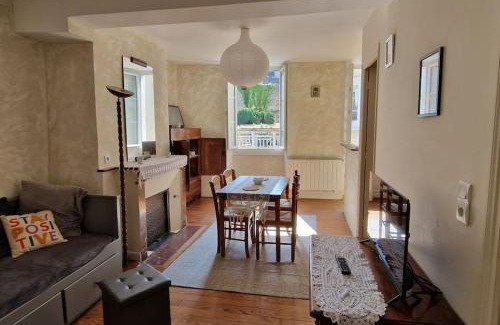 Oloron-Sainte-Marie Apartment | Appartement dans Maison de ville - 4 personnes