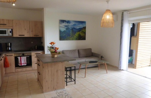 Carosse Apartment | Appartement d'une chambre avec vue sur la mer terrasse amenagee et wifi a Saint Paul a 2 km de la plage
