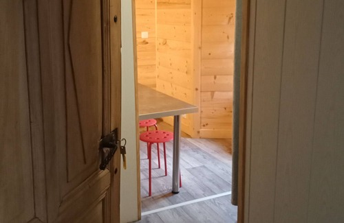 Villaroger Apartment | Appartement Dans un Chalet D'un Hameau Typique
