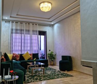 Tamariss Apartment | Appartement - Dar Bouazza spacieux avec piscine à Dar Bouazza