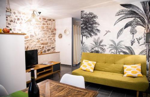 Nimes City Centre Apartment | Appartement Denim