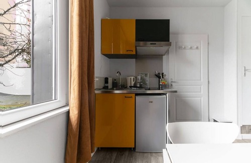 Republique Apartment | Appartement design Centre Ville proche Thermes