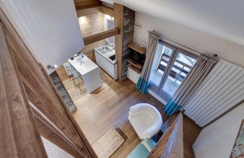 Val-d'Isere Apartment | Appartement Duplex Rénové: 3 Pièces, 40m², Parking, Proche Centre Val d'Isère - FR-1-567-96