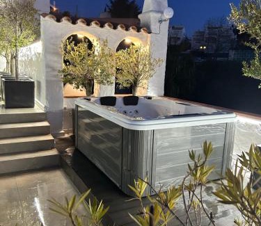 Roses Town Center Apartment | Appartement Duplex Rosas avec terrasse magnifique jacuzzi vue mer