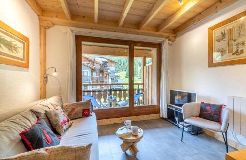 Val-d'Isere Apartment | Appartement duplex skis aux pieds, 3 pièces, 5 pers., wifi, balcon, et garage privé - FR-1-694-196