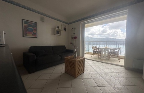 Tiuccia Apartment | Appartement en Dernier Étage Avec Terrasse : vue mer Imprenable