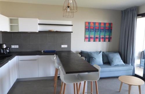 La Tranche-sur-Mer Apartment | Appartement en bord de mer, 2 chambres, piscine, parking, animaux admis - FR-1-194-231