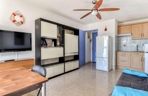 Saint-Pierre-la-Mer Apartment | Appartement familial 2 pièces cabine, à 60m de la plage, avec box et Wi-Fi - Saint Pierre la Mer - FR-1-229D-140