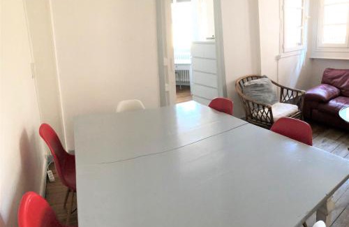 Cahors Old Town Apartment | Appartement familial 3 chambres centre proche Lot