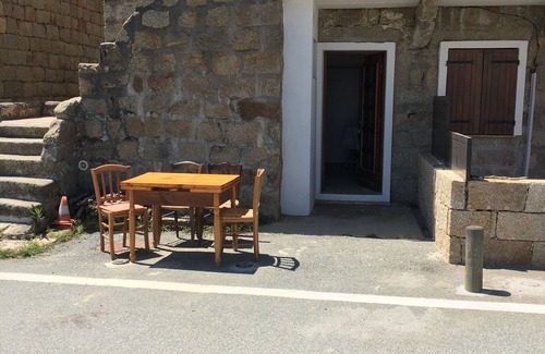 Belvedere-Campomoro House | Appartement Dans Maisonnette au Bord de Leau