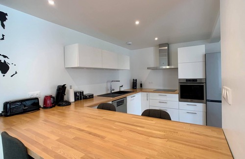 Dinsheim Apartment | Appartement Avec Terrasse et 2 Chambres