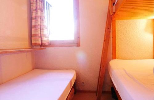 Montchavin Apartment | Appartement chaleureux près des pistes avec cheminée - FR-1-181-2839