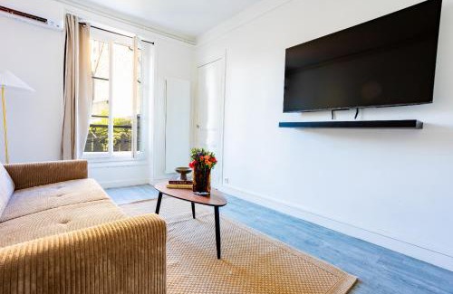 Le Pre-Saint-Gervais Apartment | Appartement Unique , rue du 14 juillet
