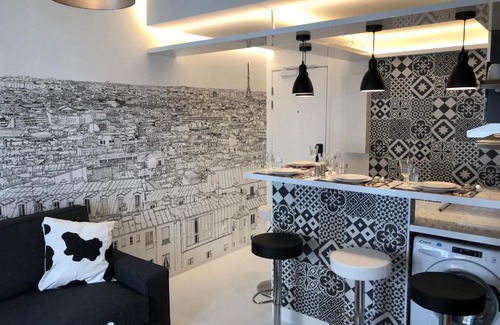 19th Arrondissement Apartment | Appartement Hainaut Paris XIXème- Tout Equipé!