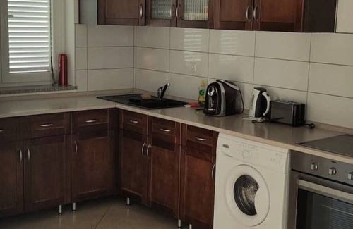 Novi Vinodolski Apartment | Appartement mit Whirlpool "4 Seasons Seaview"