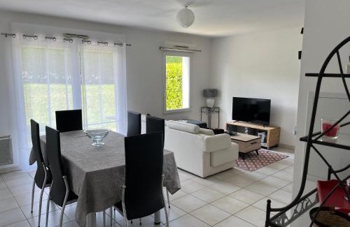 Fouesnant Apartment | Appartement + Jardin