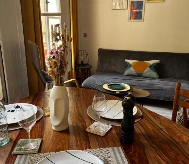 Saumur Apartment | Appartement La Petite Tonnelle - place St Pierre