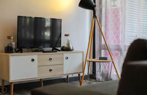 Annecy Apartment | Appartement Le Bel Air - balcon et parking gratuit