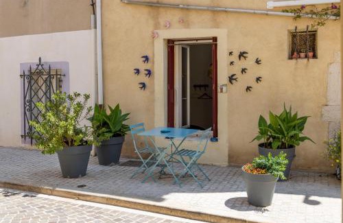 Cassis Apartment | Appartement le Quai du Port Cassis parking clim