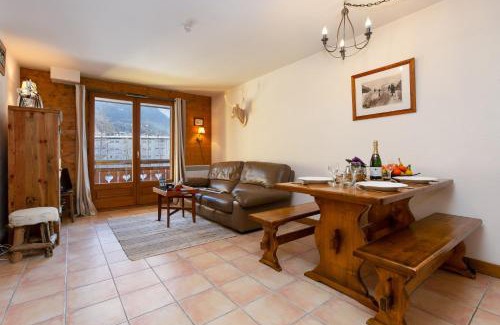 Chamonix-Mont-Blanc Apartment | Appartement Les Capucins 22 - Happy Rentals