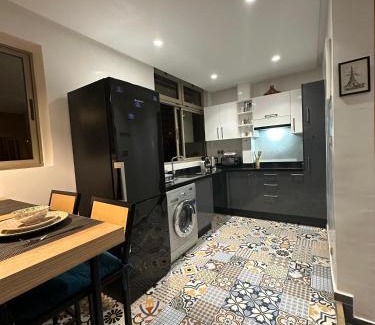 Gauthier Apartment | Appartement Lumineux Bien Equipé Derrière Hotel Idou Anfa Pas de vis-à-vis