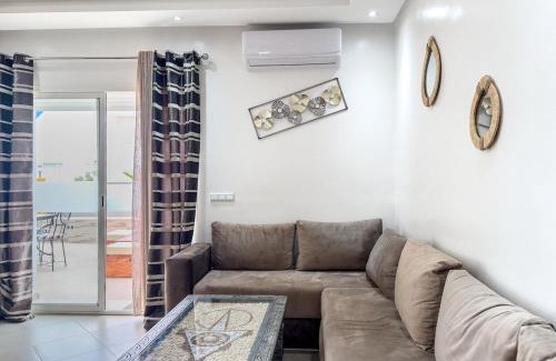 Imi Ouaddar Apartment | Appartement lumineux avec terrasse XXL, piscine & plage et vue montagne
