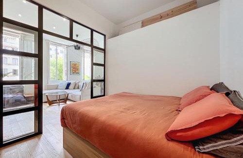 Saint-Victor Apartment | Appartement Lumineux - Vue Notre-Dame de la Garde - Les Frères de la Loc'