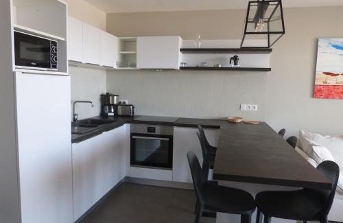 La Tranche-sur-Mer Apartment | Appartement luxe 2 chambres, balcon, accès plage, piscine, animaux admis, parking - FR-1-194-236