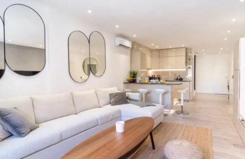 Cannes City Centre Apartment | Appartement luxueux 110m collé au prestigieux hôtel le MARTINEZ