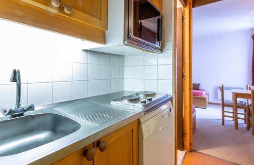 Meribel-Mottaret Apartment | Appartement Méribel, 1 pièce, 3 personnes - FR-1-355-17