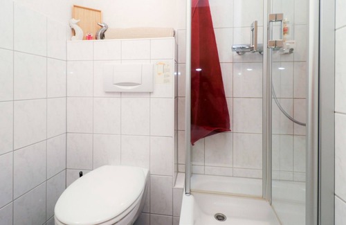 Ostseebad Wustrow Apartment | Appartement mit Südbalkon und Boddenblick Direkt am Hafen von Wustrow