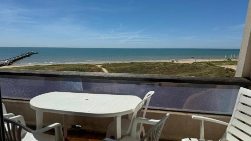 Saint-Jean-de-Monts Apartment | Appartement Marina FACE MER