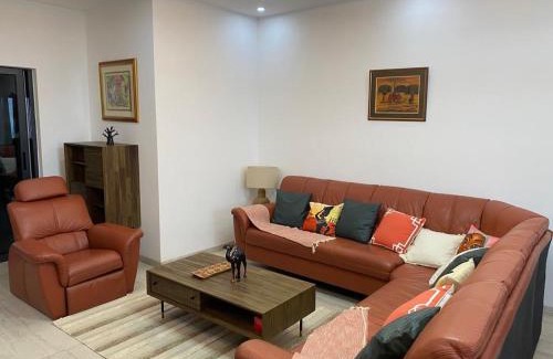 Point E Apartment | Appartement meublé F4