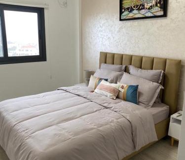 Point E Apartment | Appartement meublé F4