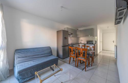 Quartier Exposition-Bajatiere Apartment | Appartement meublé T4, Proche centre ville , 4 lits, Wifi