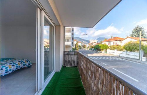 Quartier Exposition-Bajatiere Apartment | Appartement meublé T4, Proche centre ville , 4 lits, Wifi