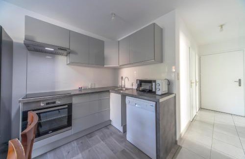 Quartier Exposition-Bajatiere Apartment | Appartement meublé T4, Proche centre ville , 4 lits, Wifi